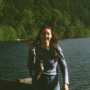 Meet your Posher, Nicole